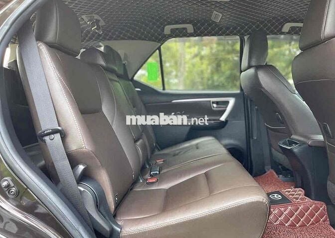 Toyota Fortuner  máy xăng 2017 đẹp như mới