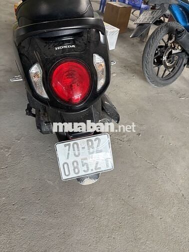 Honda Scoopy màu Đen