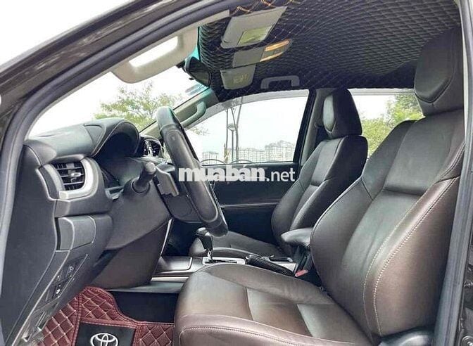 Toyota Fortuner  máy xăng 2017 đẹp như mới