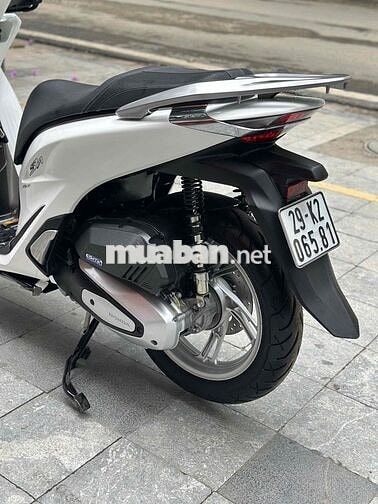 XE MÁY 68 - Honda SH 150 Cbs 2022 Trắng Lướt