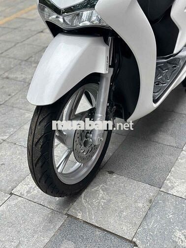 XE MÁY 68 - Honda SH 150 Cbs 2022 Trắng Lướt