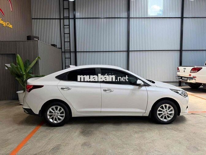 Hyundai Accent 2021 MT bản đủ