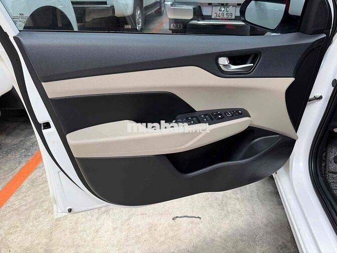 Hyundai Accent 2021 MT bản đủ