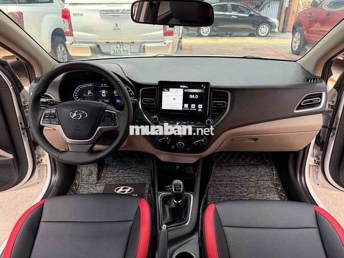 Hyundai Accent 2021 MT bản đủ