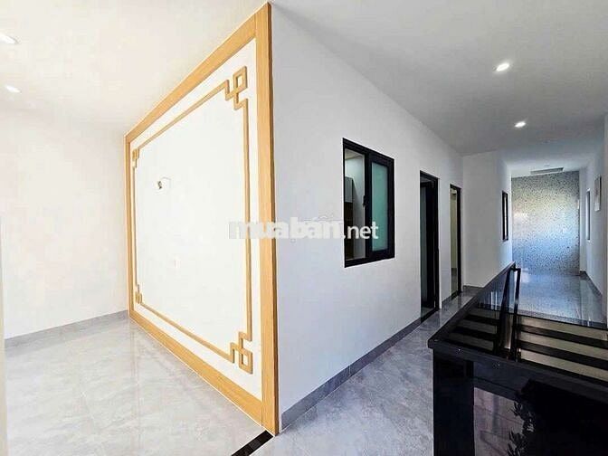 Bán nhà 3tầng triệu Cuốc Đạt Cẩm Lệ Đà nẵng 
