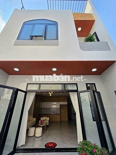 Bán nhà 3tầng triệu Cuốc Đạt Cẩm Lệ Đà nẵng 
