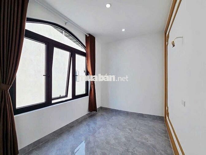 Bán nhà 3tầng triệu Cuốc Đạt Cẩm Lệ Đà nẵng 