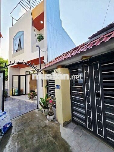 Bán nhà 3tầng triệu Cuốc Đạt Cẩm Lệ Đà nẵng 