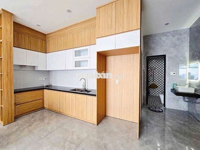 Bán nhà 3tầng triệu Cuốc Đạt Cẩm Lệ Đà nẵng 