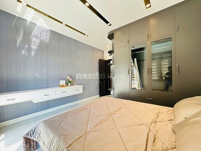 464/16 Phạm Văn Chiêu, 4 tầng, nở hậu, nhà mới hoa hồng môi giới