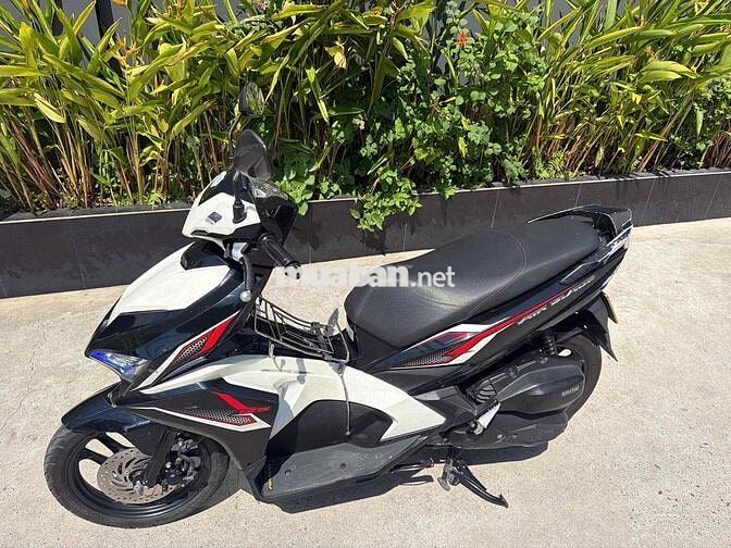 Honda Air Blade 125 2018 Đen trắng biển SG