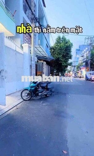 NC MẶT TIỀN YÊN THẾ . TÂN BÌNH . 3 PN . CÓ SÂN