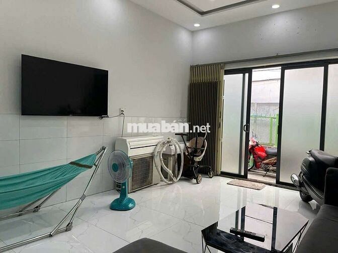 Cho thuê nhà đẹp hẻm Nguyễn Thị Thập, Q7