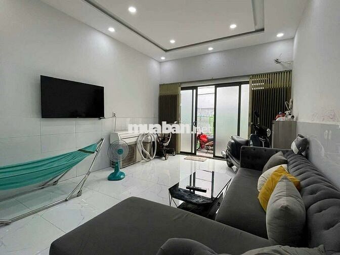 Cho thuê nhà đẹp hẻm Nguyễn Thị Thập, Q7