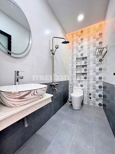 NHÀ ĐẸP GIÁ MỀM Ở ĐÂY CHỨ Ở ĐÂU , QUẬN 1 GIÁ 3 TỶ 248 SIÊU MỀM