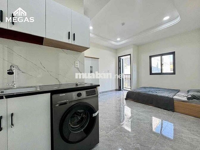 SIÊU PHẨM STUDIO BAN CÔNG ĐẦY ĐỦ TIỆN NGHI RỘNG 30m3 mới 100%