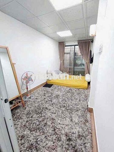 Nhà Full Nội Thất - Lê Thị Riêng Quận 1 - 24M2 2 Tầng - 10 Triệu
