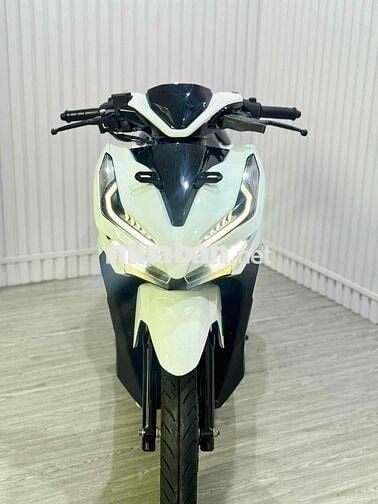 Honda Vario 150 Trắng