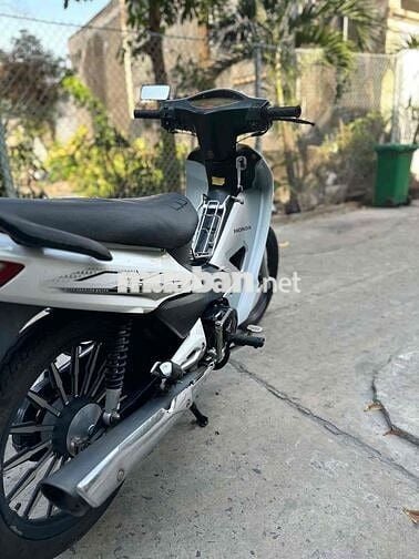 Honda Wave A 2021 50cc Trắng Zin100% odo21000km