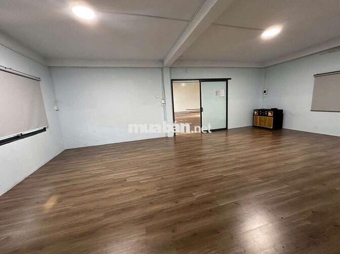 Xưởng đường Mã Lò 800m2 (70tr/tháng)