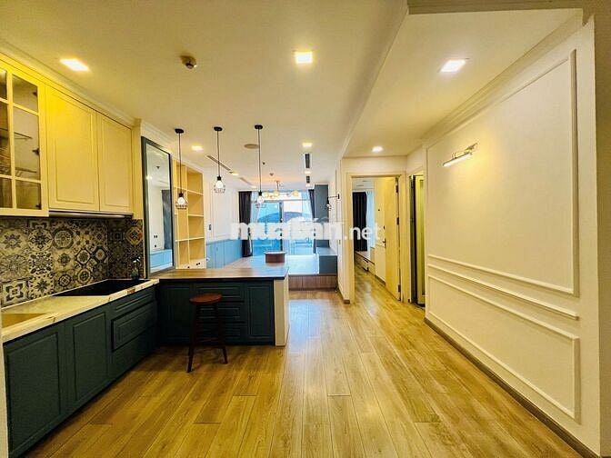 Cho Thuê Căn Hộ CC Vinhomes CentralPark Landmark 81: 70m2 25Củ