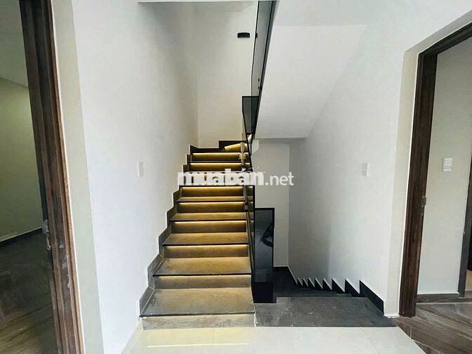 CHO THUÊ NHÀ GÓC 2 MẶT TIỀN – HẺM XE TẢI ĐẶNG VĂN NGỮ.