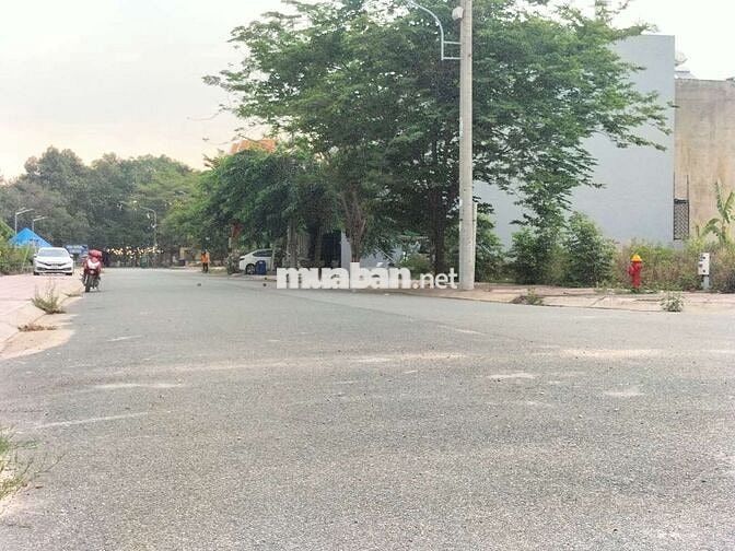 🆘🆘 ngợp lắm rồi giảm sốc 400t từ 2,57ty còn 2ty168t  phải nhanh ạ