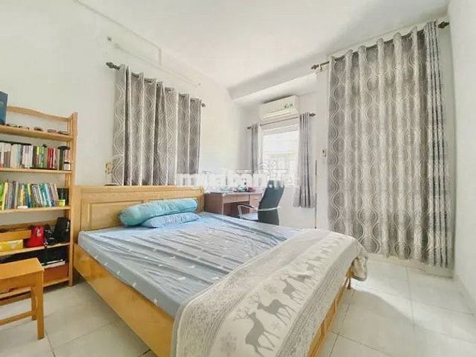 HOÀNG HOA THÁM TÂN BÌNH–NGAY CỔNG T3 SÂN BAY– GÓC BỀ THẾ– HẺM NHỰA 10M