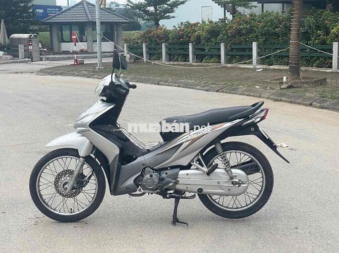 Honda Wave S110 Bạc