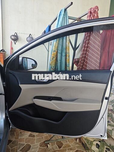 Hyundai Accent 2019 Số tự động Bạc
