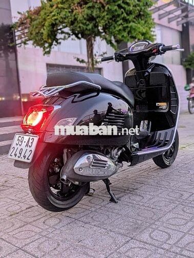 GTS SuperTech 300 Màu Đen 03/2020