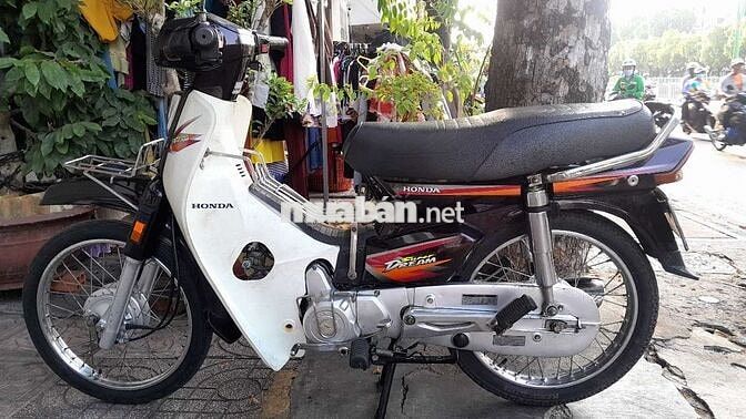 Honda Super Dream 2000 Trắng nâu
