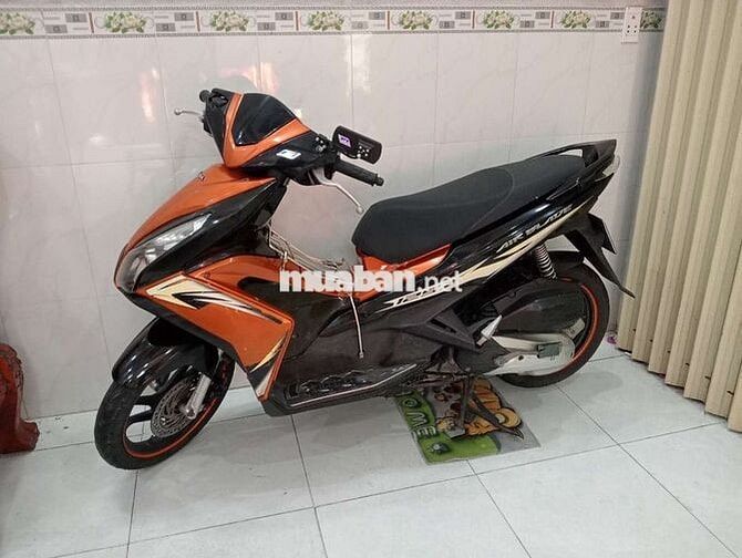bán xe AB 125c 2015 ít chạy Rin nguyên bản mới 97%