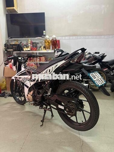Suzuki Satria Fi 150 Trắng đen