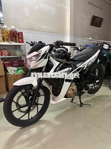 Suzuki Satria Fi 150 Trắng đen