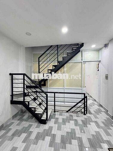 Nhà 3tầng - 4pn - Văn Cao - Nguyễn Sơn - Nhà Mới - 10Tr