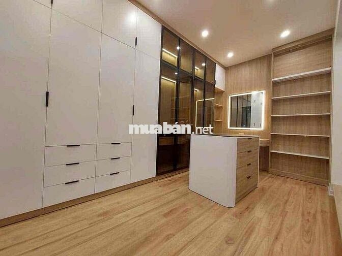 Trương Định 35m dân xây vị trí đẹp cách phố 30m trung tâm cực kì thuân