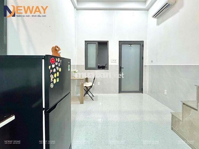 4tr2 ngay luỹ bán bích , 28m2  nhà xe có bảo vệ  , xe điện + thú cưng