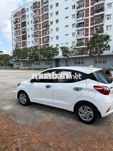 Hyundai i10 2022 màu Trắng