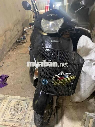 Honda SCR màu Đen
