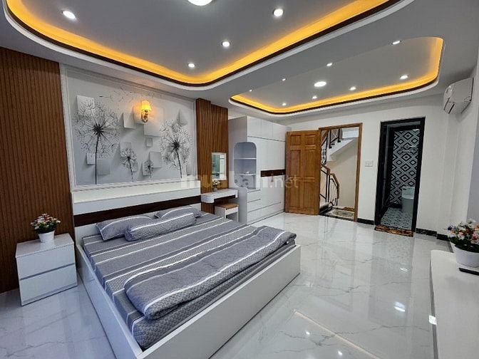 4 Lầu CAO CẤP Khu Hiếm Nhà Bán Thiết kế cổ điển HXH Trần Quang Diệu