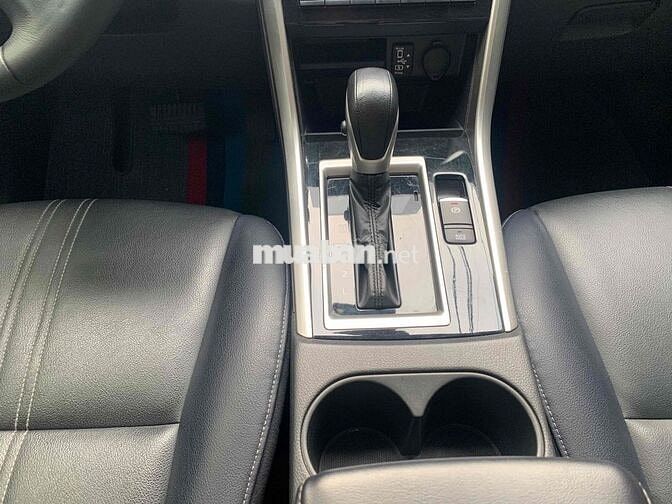 Mitsubishi Xpander Cross 2023 1.5 AT 62000 km Trắ