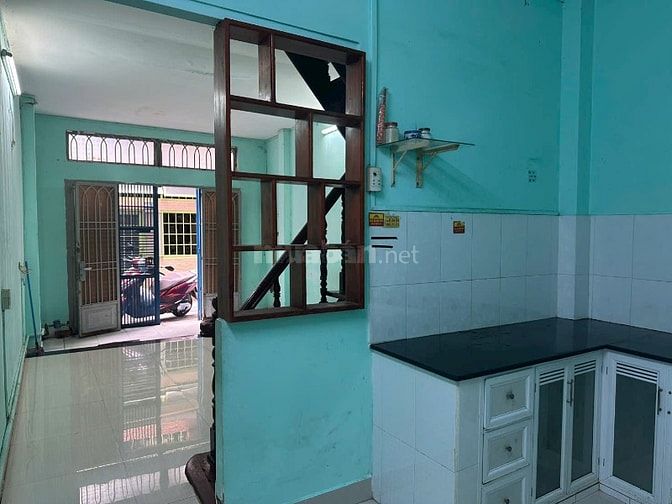 Bán nhà Nguyễn Kiệm p9 Phú Nhuận DT 33 mét giá rẻ 