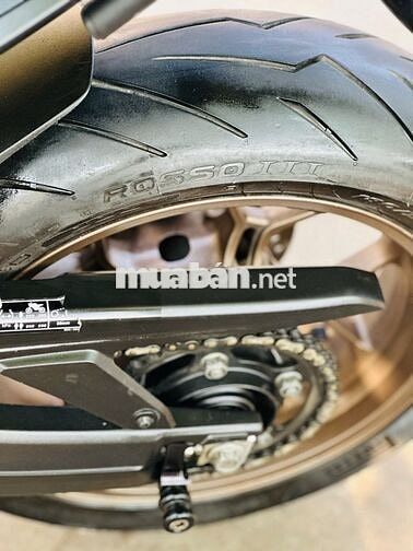 Mạnh Hà Motor bán Honda CB650R 2020 biển HN keng