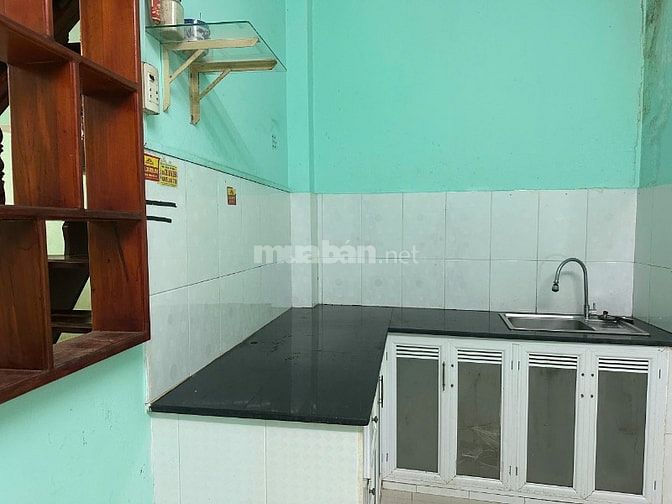 Bán nhà Nguyễn Kiệm p9 Phú Nhuận DT 33 mét giá rẻ 