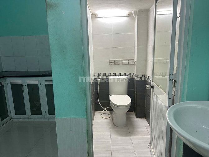 Bán nhà Nguyễn Kiệm p9 Phú Nhuận DT 33 mét giá rẻ 