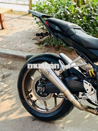 Mạnh Hà Motor bán Honda CB650R 2020 biển HN keng