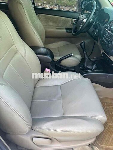 Toyota Fortuner 2015 2.5G ( Số sàn) - Xe rất đẹp