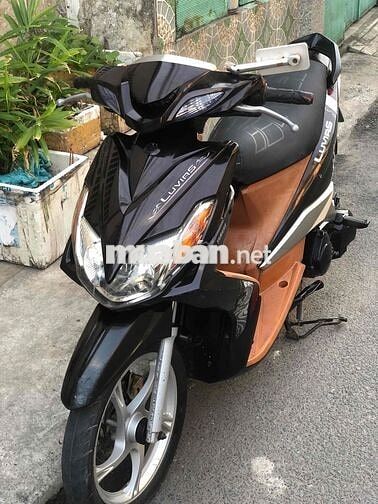 Yamaha Luvias Nâu Đen Tự động