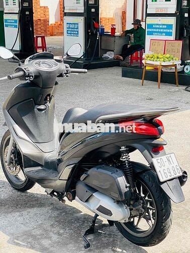Piaggio Medley S ABS Đen bạc